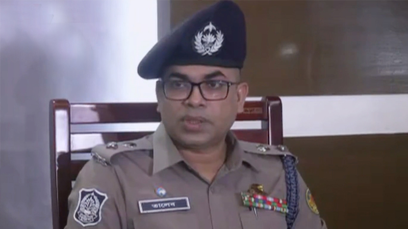 হাদির ওপর হামলাকারীরা পালিয়ে গেছে, এমন তথ্য নেই: ডিএমপির মুখপাত্র